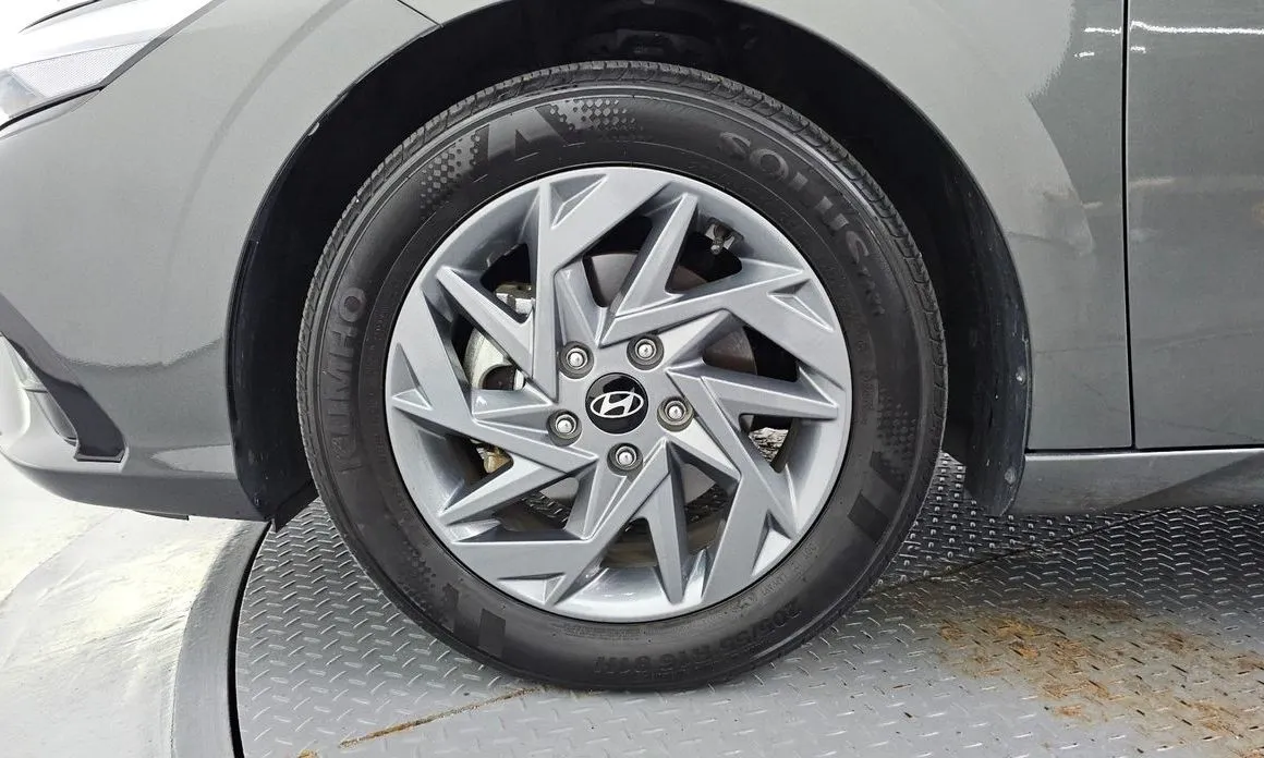 Hyundai AVANTE — фото 6