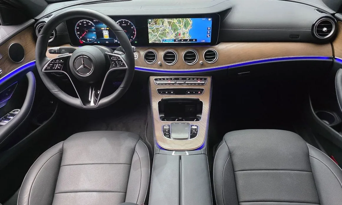 Mercedes-Benz E-Class — фото 10