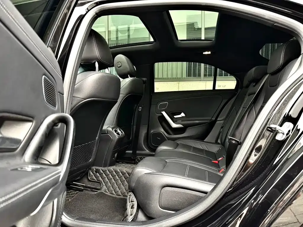 Mercedes-Benz A-Class AMG — фото 9