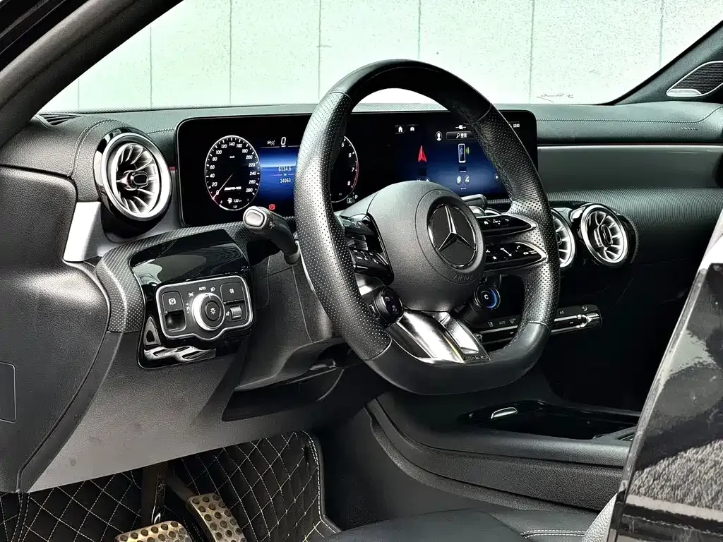 Mercedes-Benz A-Class AMG — фото 6