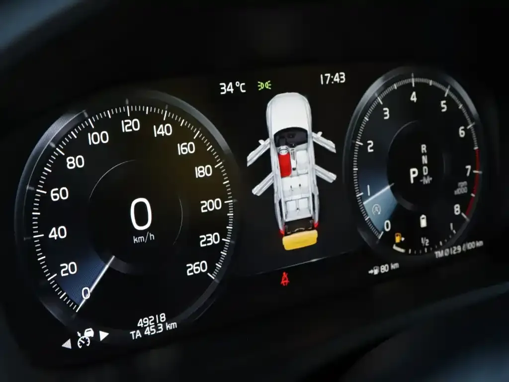 Volvo XC90 — фото 2