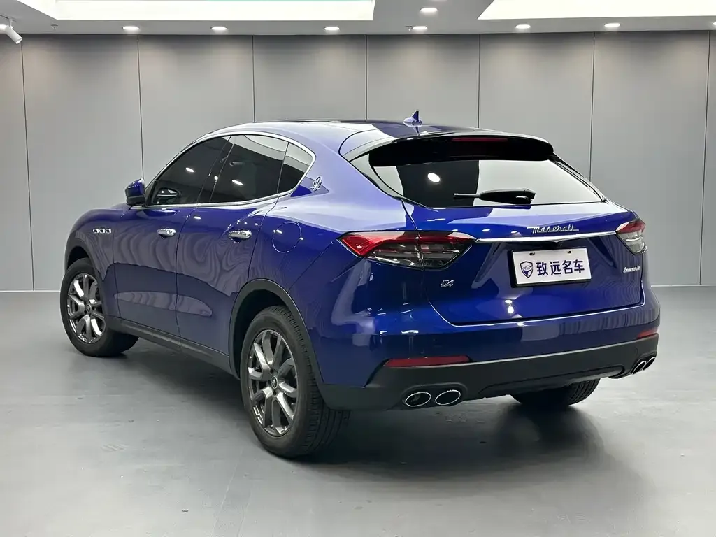 Maserati Levante — фото 9