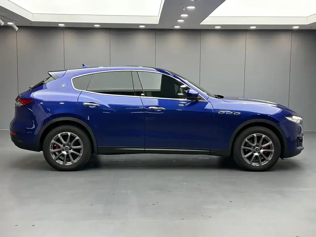 Maserati Levante — фото 5