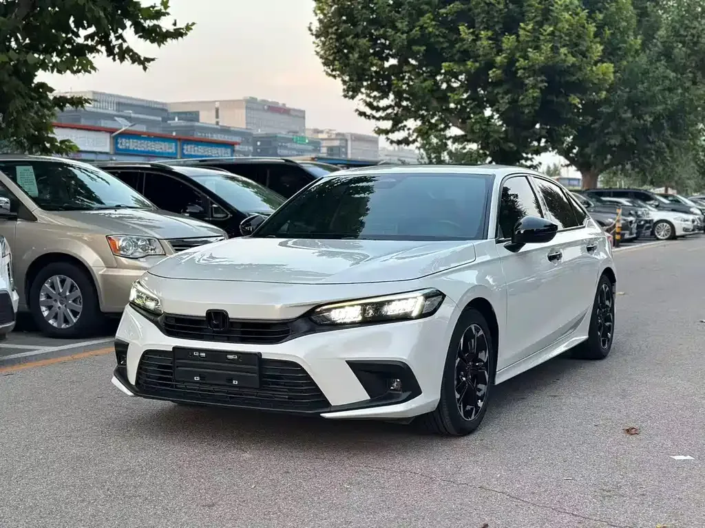 Honda Civic — фото 1