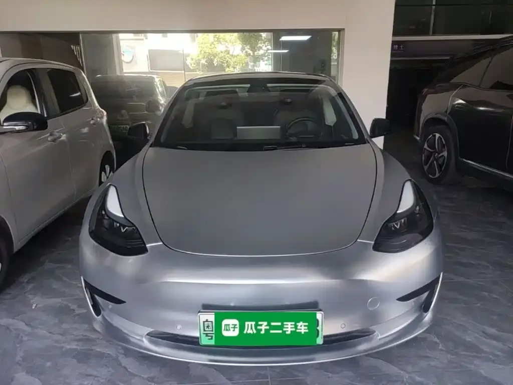 Tesla Model 3 — фото 6