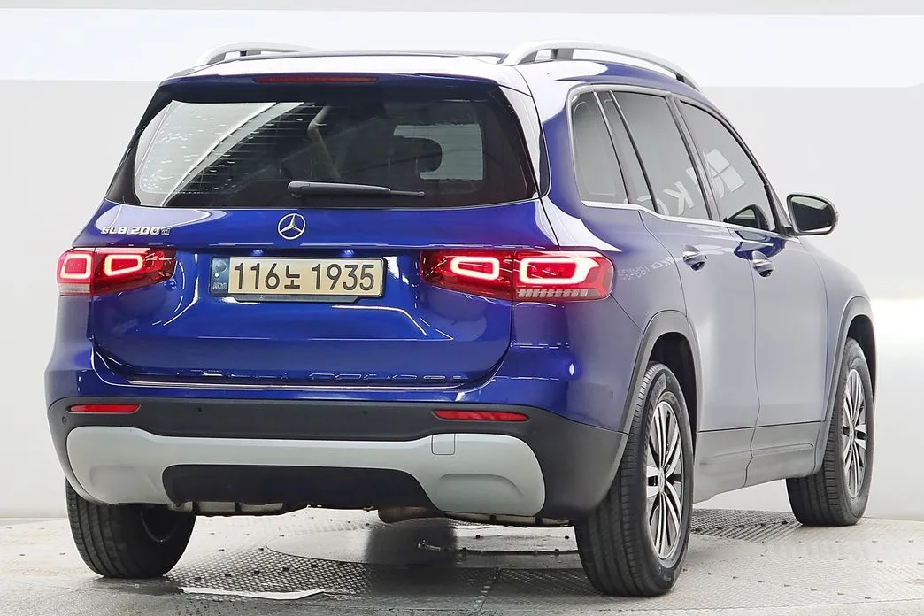 Mercedes-Benz GLB-Class — фото 6