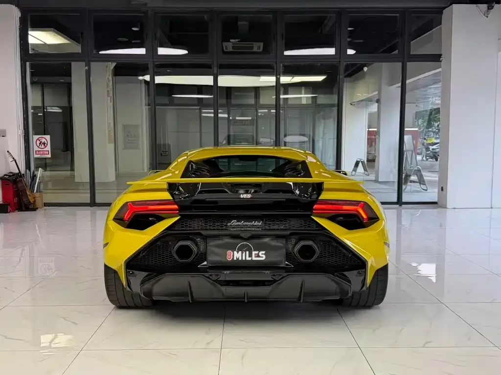 Lamborghini Huracan — фото 4