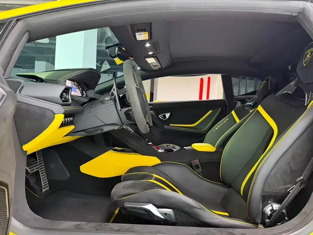 Lamborghini Huracan — фото 7