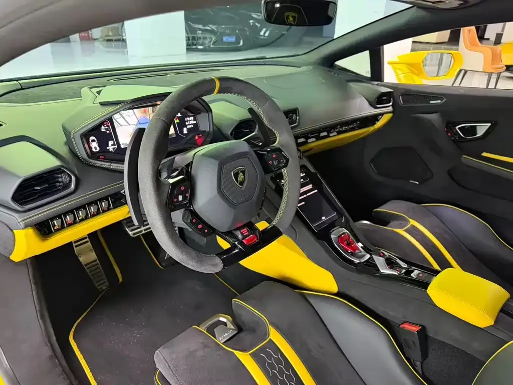 Lamborghini Huracan — фото 9
