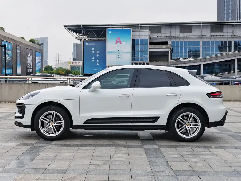 Porsche Macan — фото 4