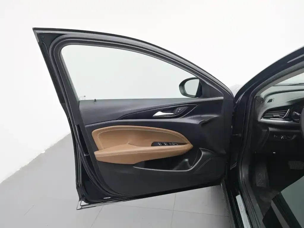 Buick Regal — фото 3