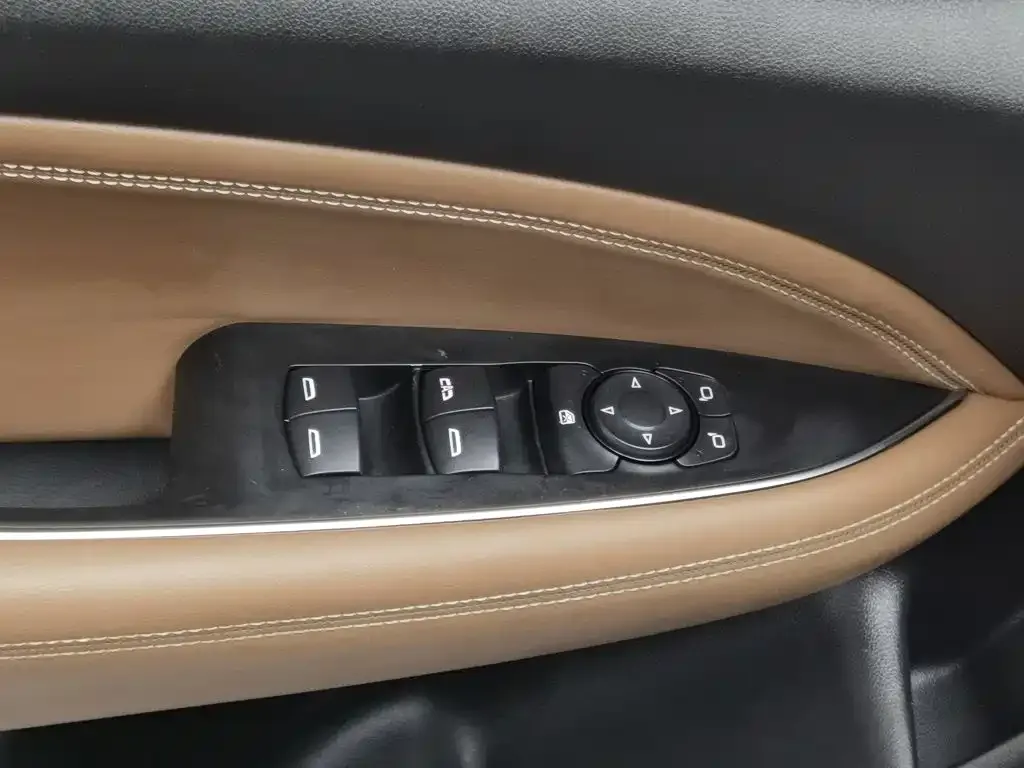 Buick Regal — фото 4