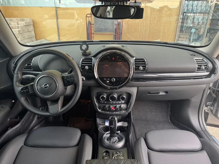 Mini Clubman — фото 7