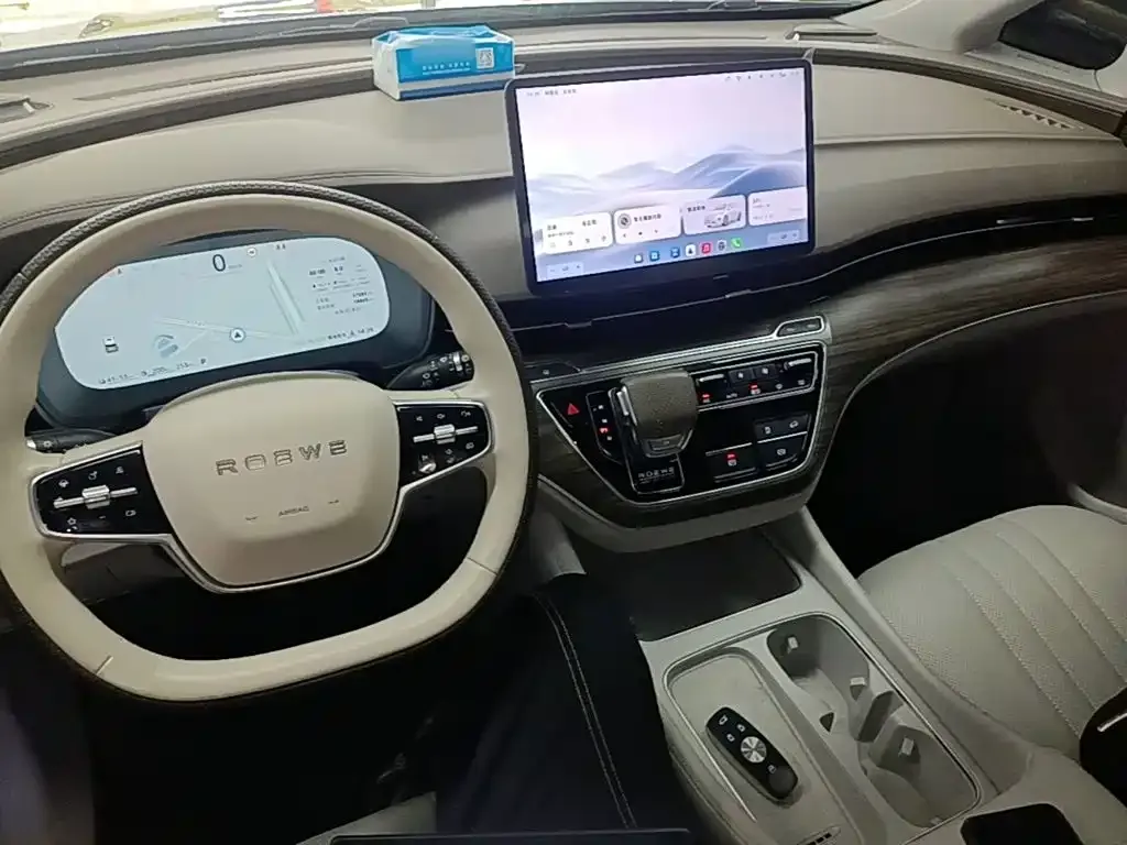 Roewe iMAX8 New Energy — фото 9