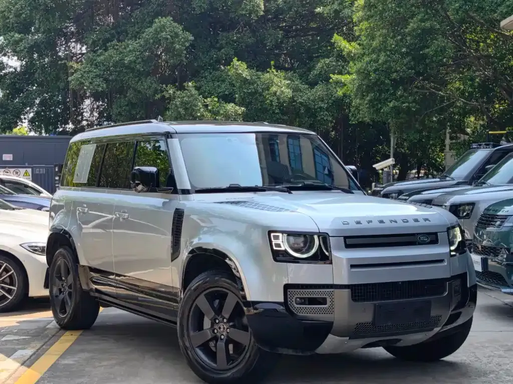 Land Rover Defender — фото 2