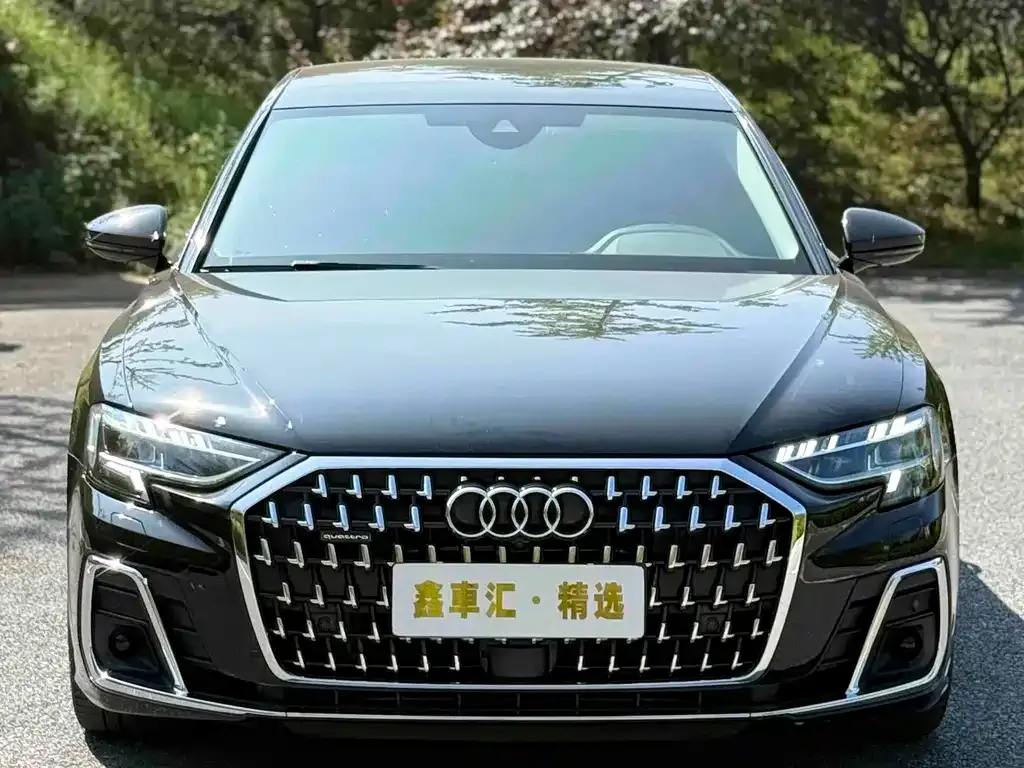 Audi A8 — фото 6
