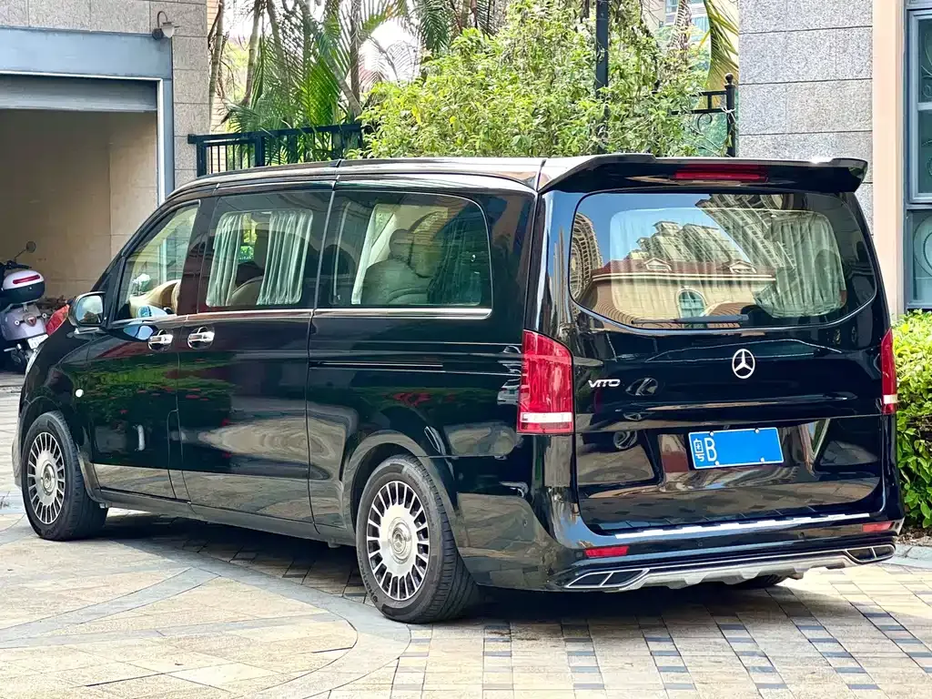 Mercedes-Benz Vito — фото 10