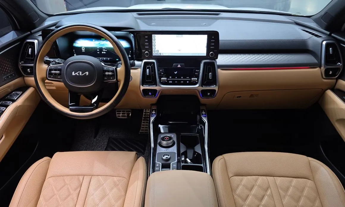 Kia Sorento — фото 9
