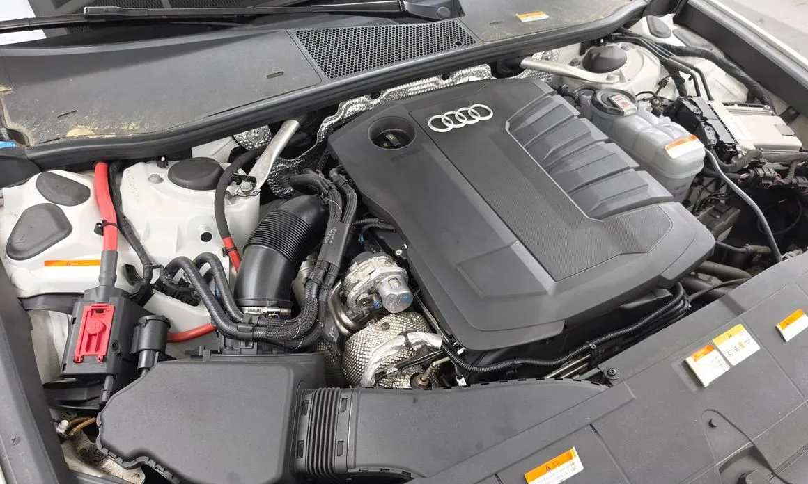 Audi A6 — фото 8