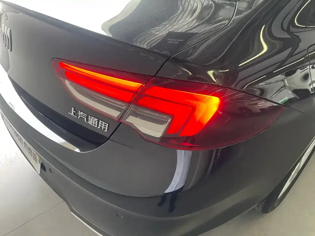 Buick Regal — фото 9