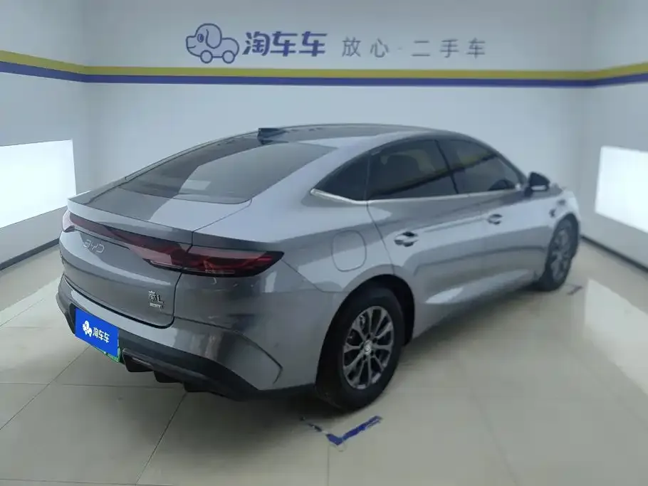 BYD Qin L — фото 9