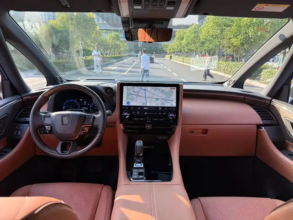 Toyota Vellfire — фото 4