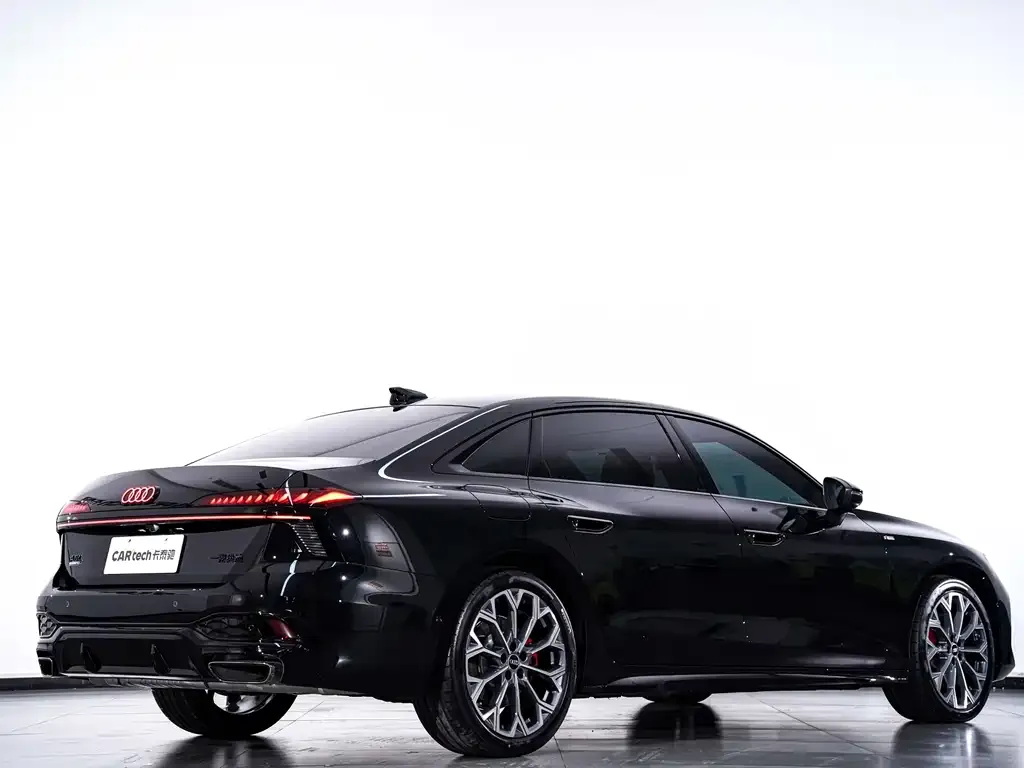 Audi A6L — фото 6
