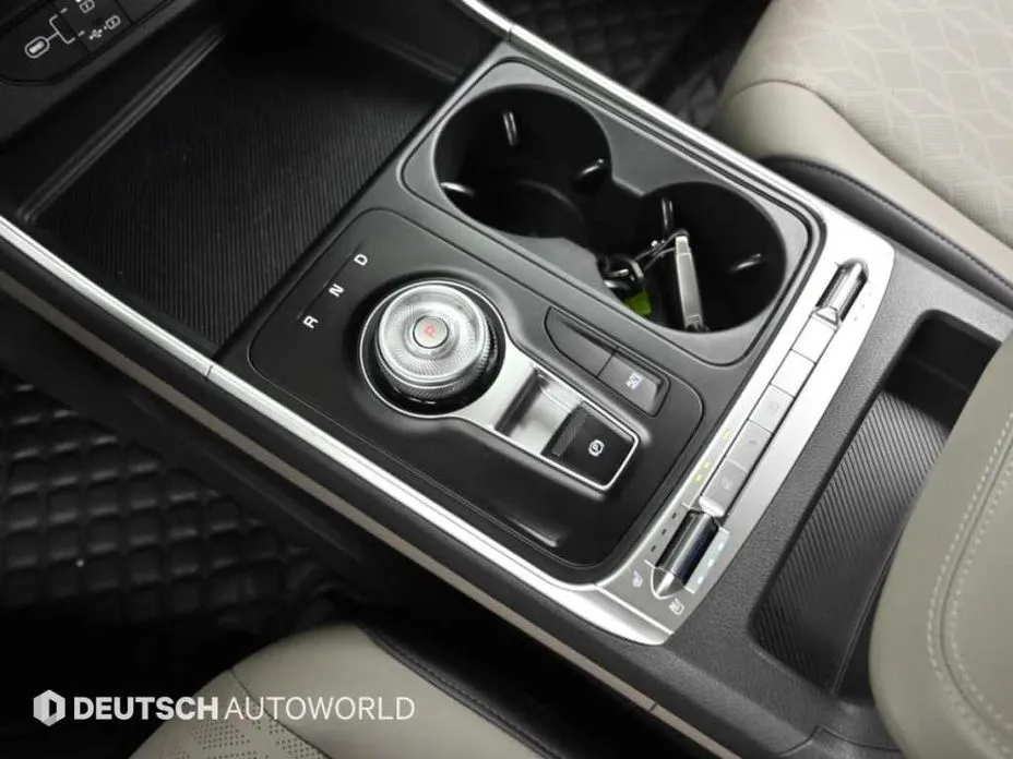 Kia Carnival — фото 10