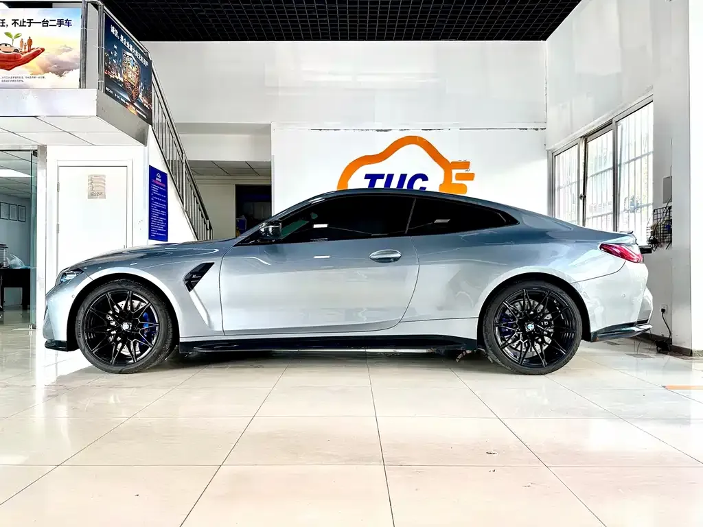 BMW M4 — фото 10