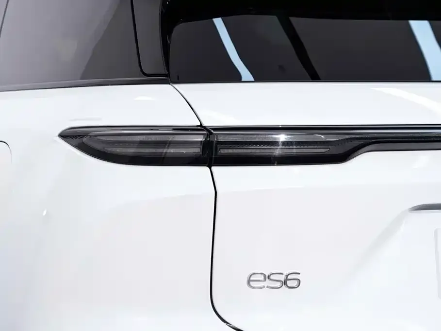 NIO ES6 — фото 3