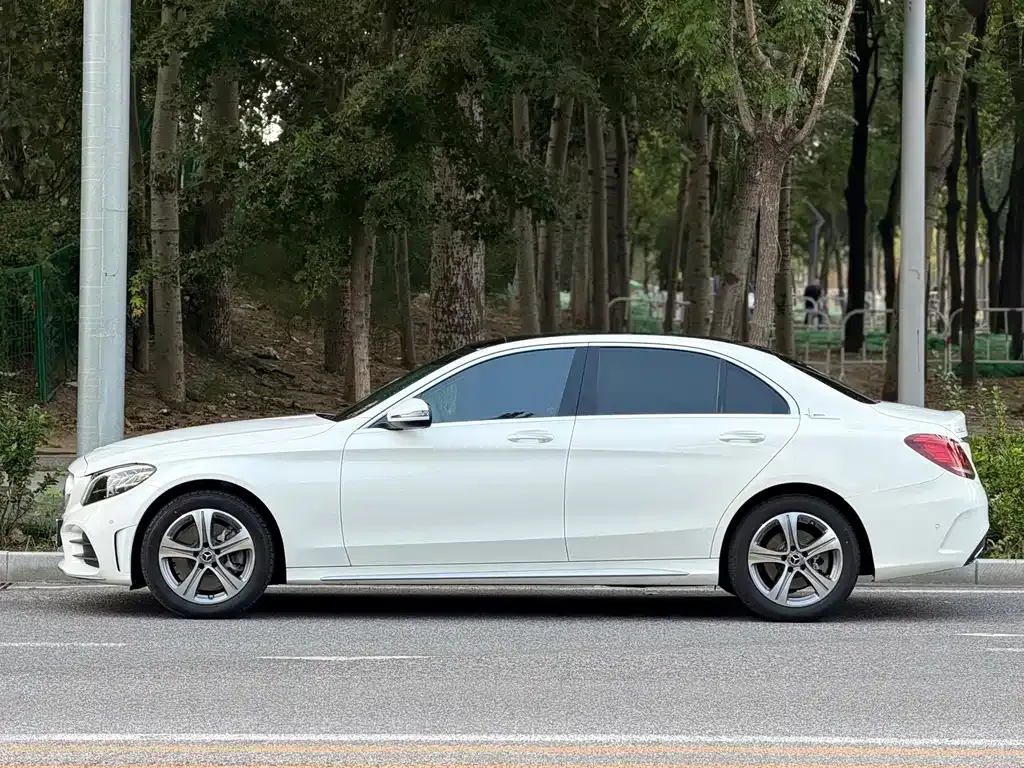 Mercedes-Benz C-Class — фото 5