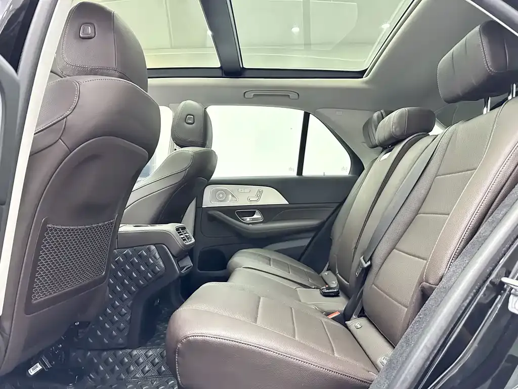 Mercedes-Benz GLE (Import) — фото 10