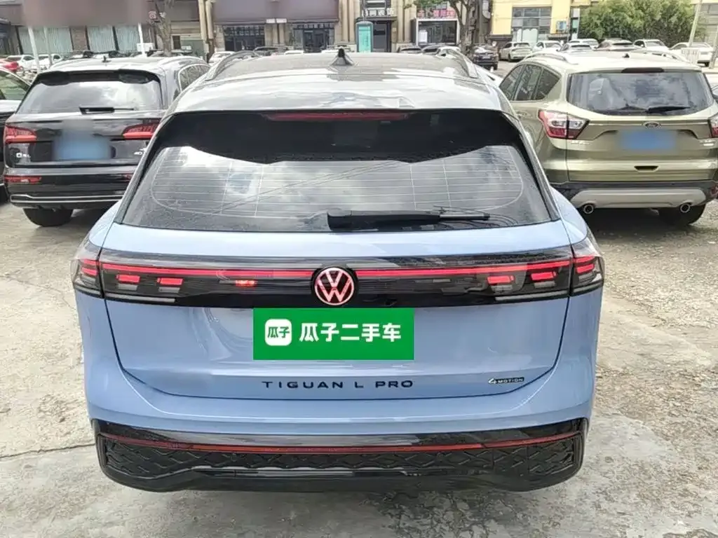 Volkswagen Tiguan L — фото 5