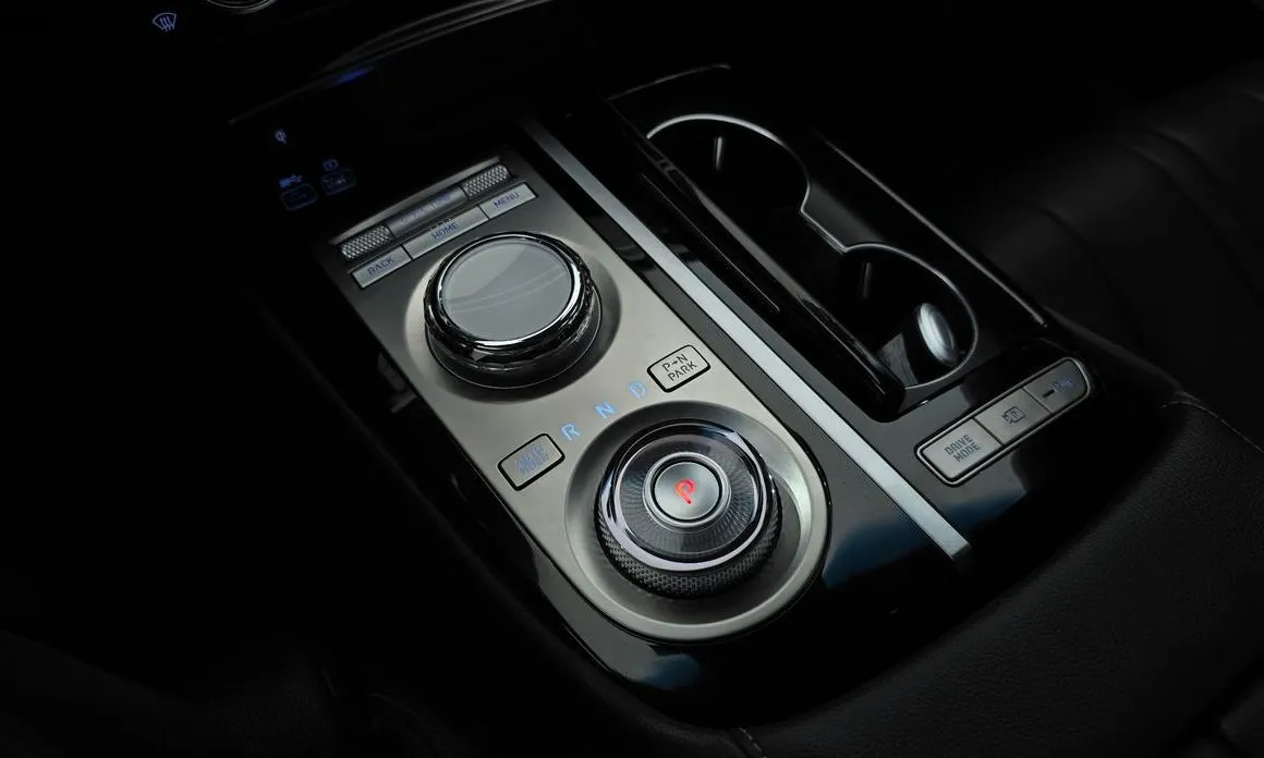 Genesis G80 — фото 2