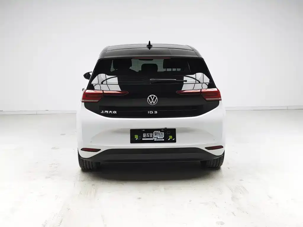 Volkswagen ID.3 — фото 2