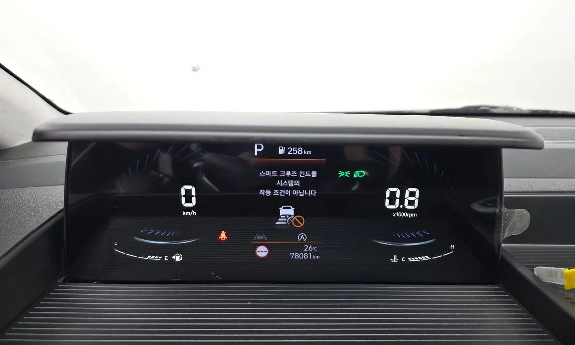 Hyundai Staria — фото 2
