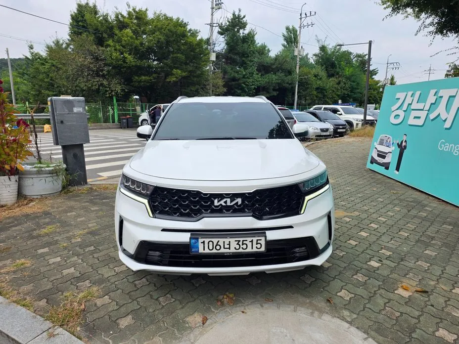 Kia Sorento — фото 10