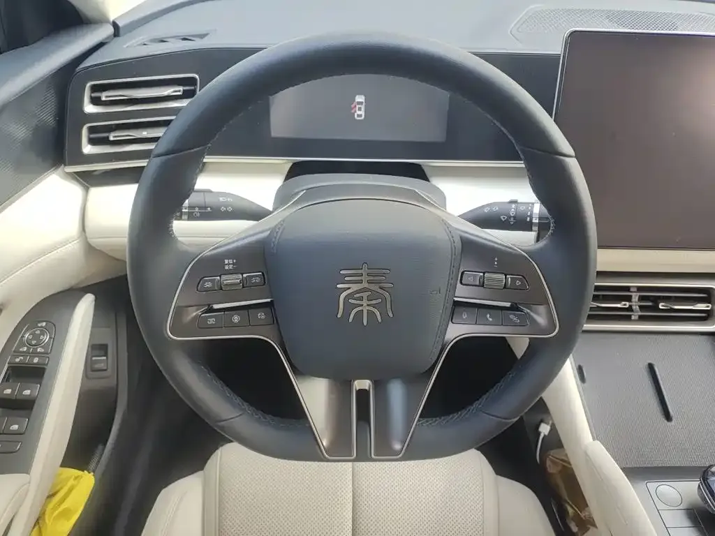 BYD Qin L — фото 10