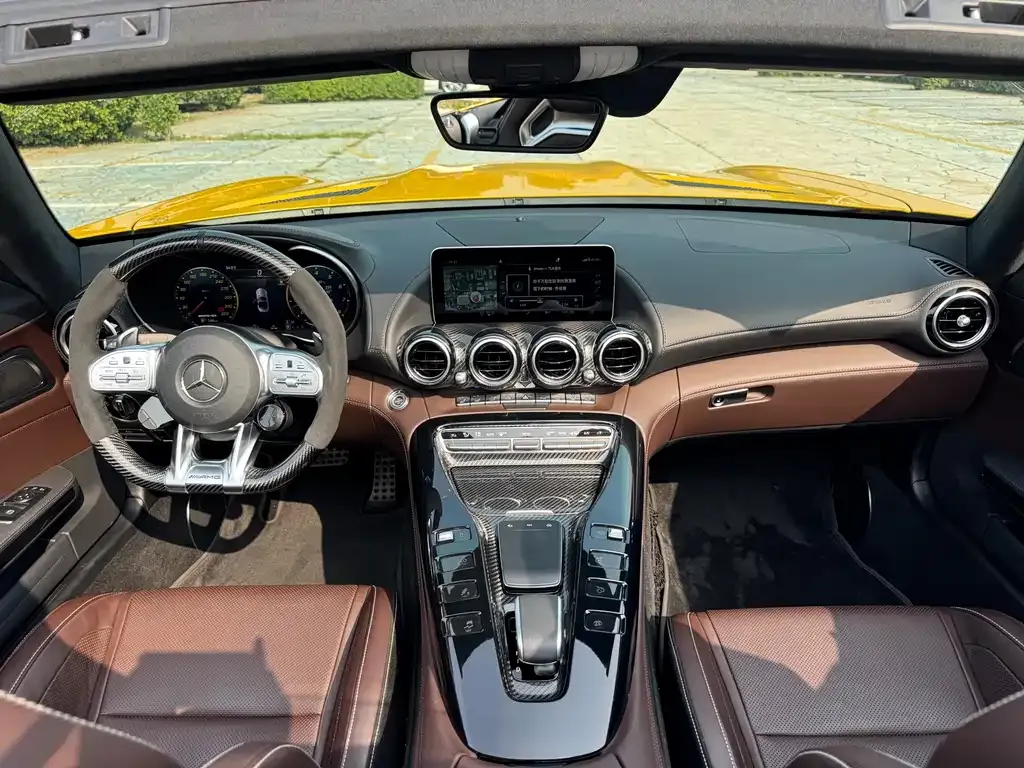 Mercedes-Benz AMG GT — фото 8