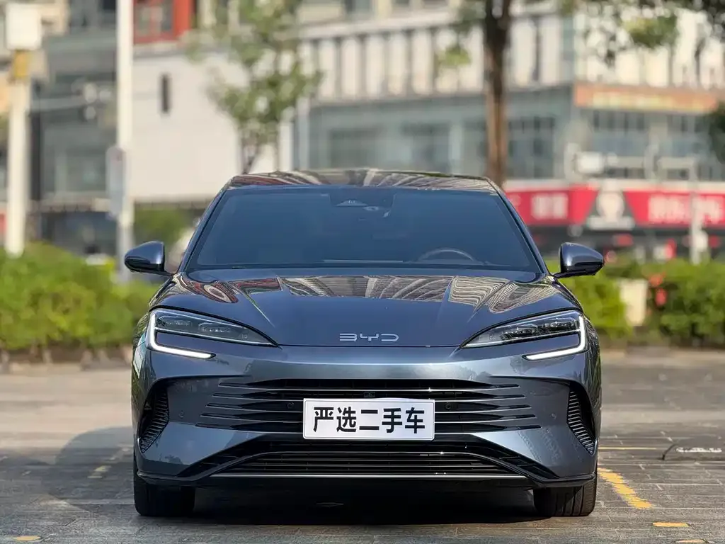 BYD Seal — фото 3
