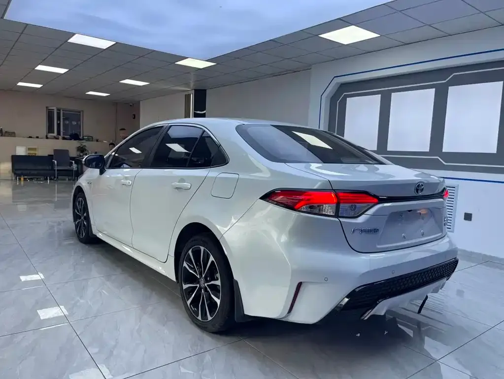 Toyota Levin — фото 10