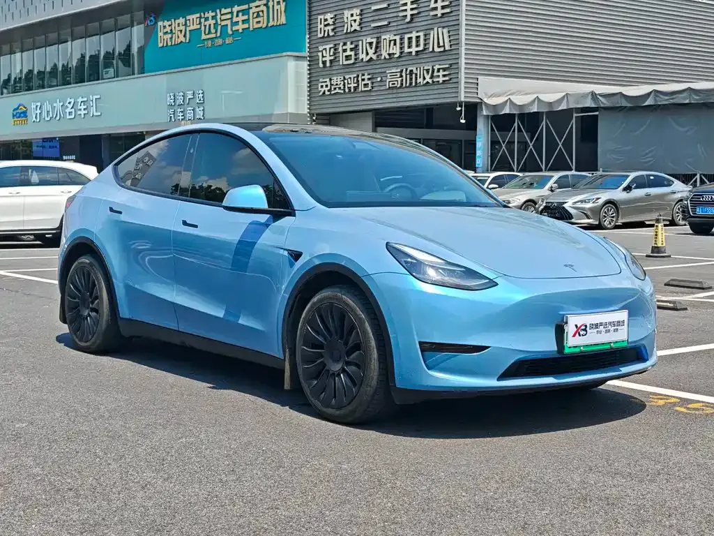 Tesla Model Y — фото 7