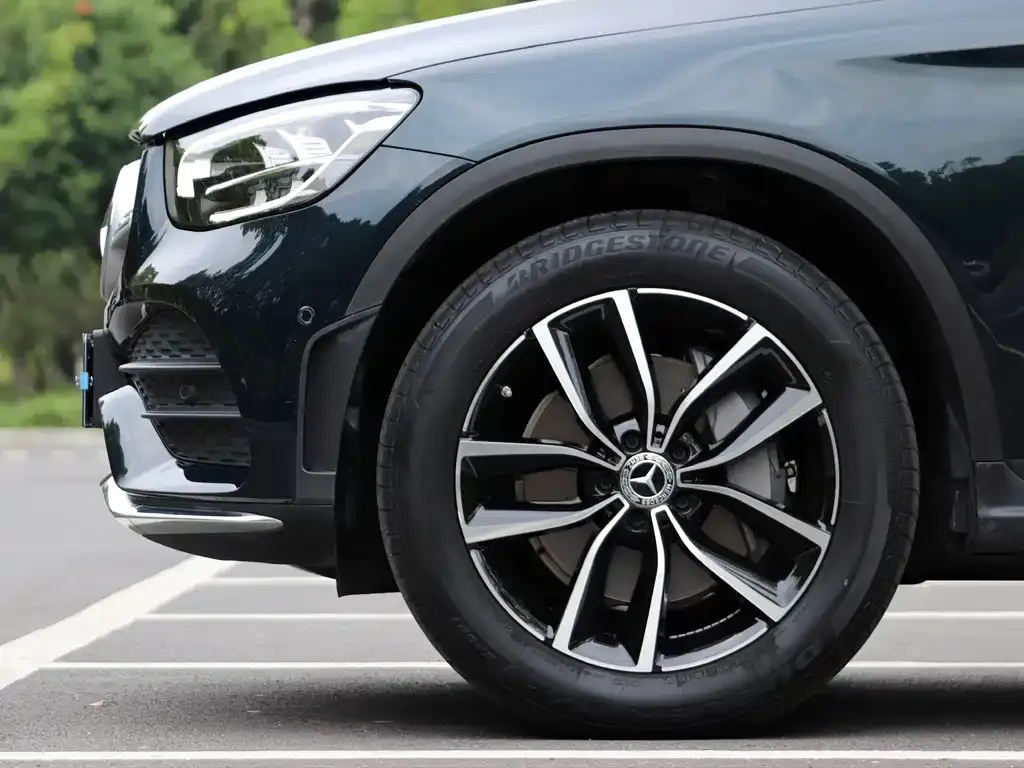 Mercedes-Benz GLC — фото 9