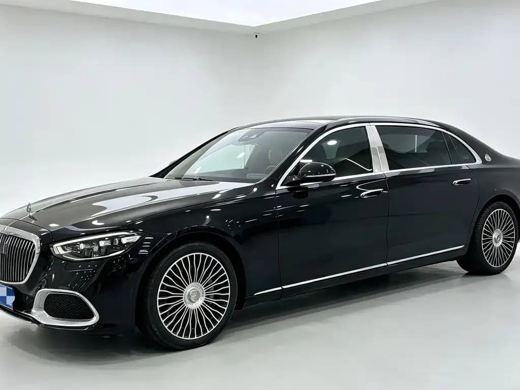 Mercedes-Benz S-Class — фото 1