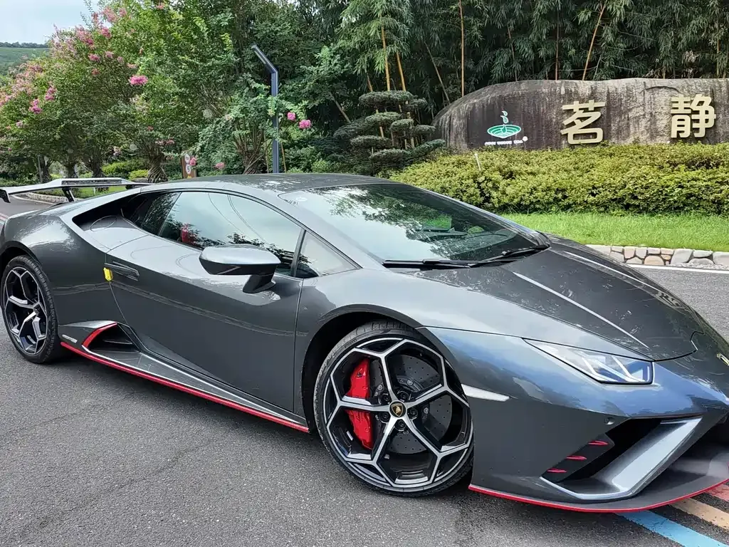 Lamborghini Huracan — фото 7