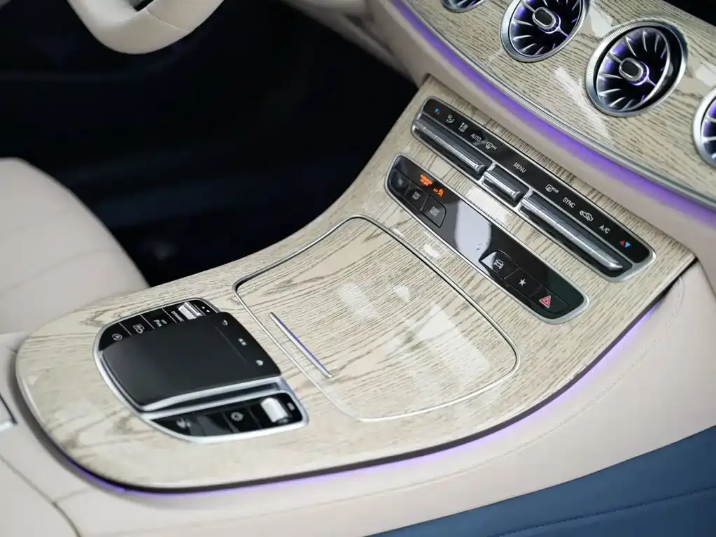 Mercedes-Benz E-Class (Import) — фото 5