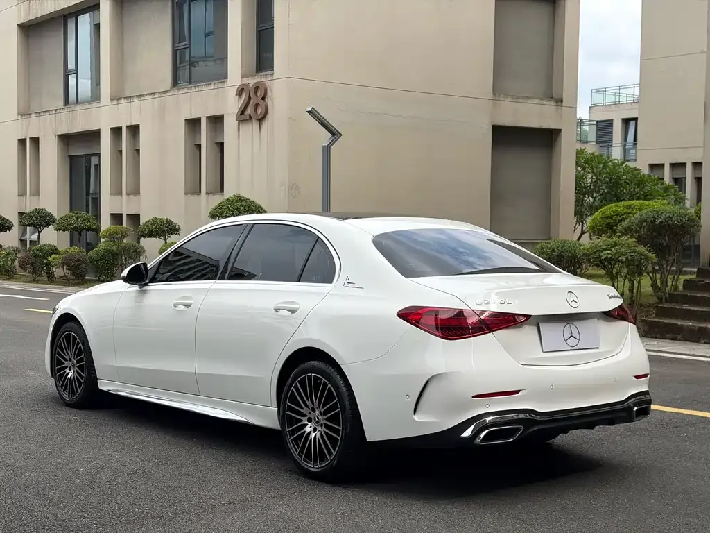 Mercedes-Benz C-Class — фото 4