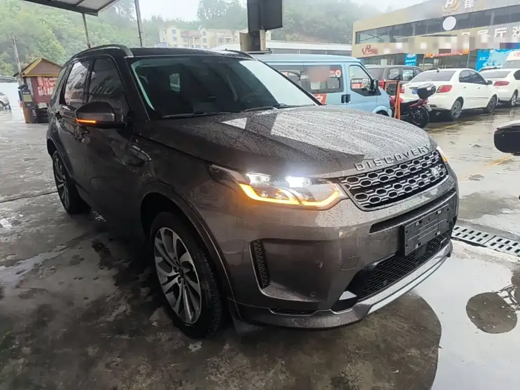 Land Rover Discovery Sport — фото 10