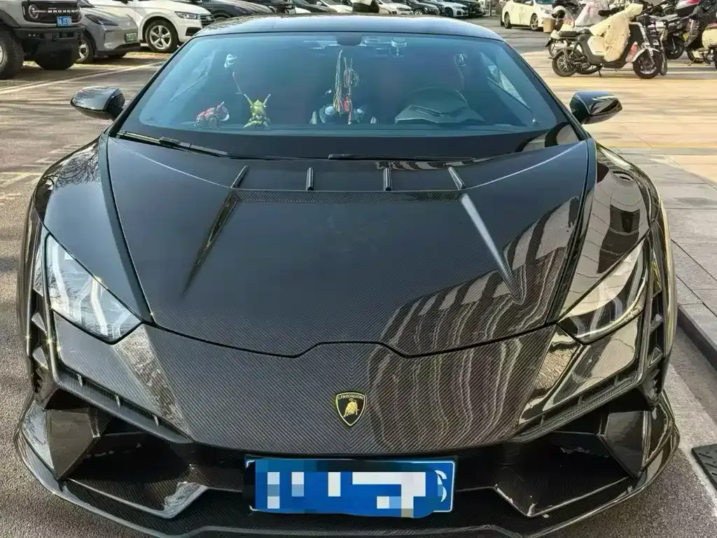 Lamborghini Huracan — фото 1