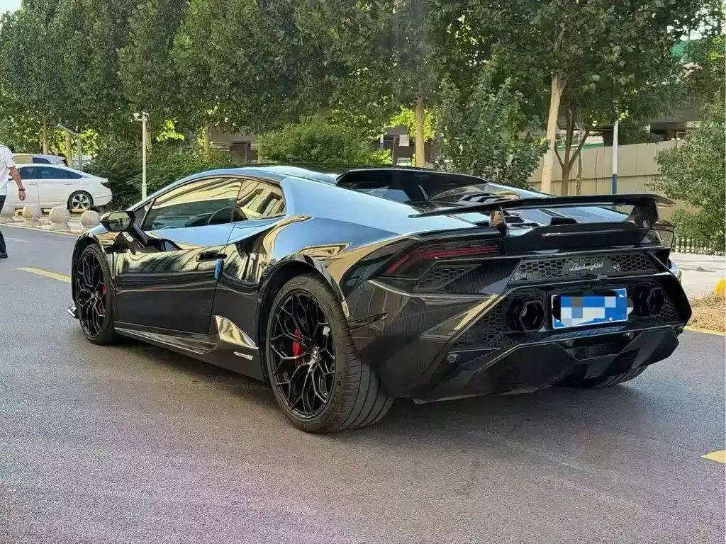 Lamborghini Huracan — фото 3